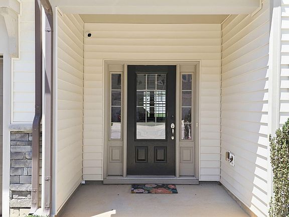 2nd image of 2704 Benevolence Dr