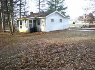 6710 Riverside Dr, Caseville, MI 48725