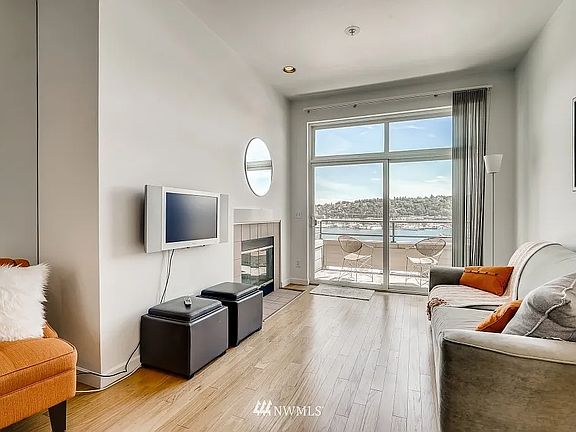 2nd image of 1504 Aurora Ave N APT 503