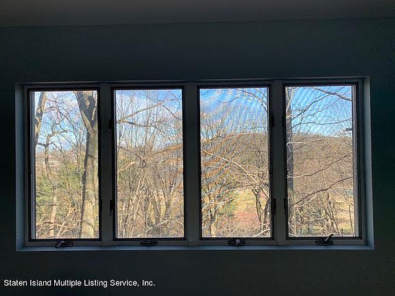 3rd image of 51 Portland Pl