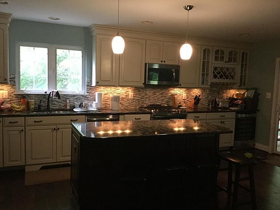 5th image of 555 Cross Creek Ct
