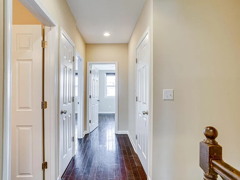 321 U St NE — Photo 10