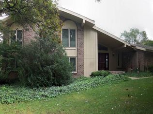 5284 Provincial Dr, Bloomfield Hills, MI 48302