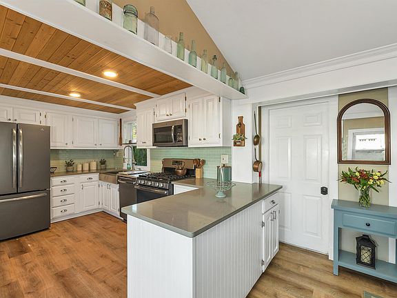 4th image of 13 Morningside Drive