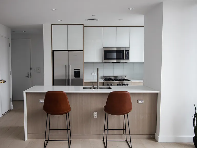 242 W 53rd St #26A — Photo 13