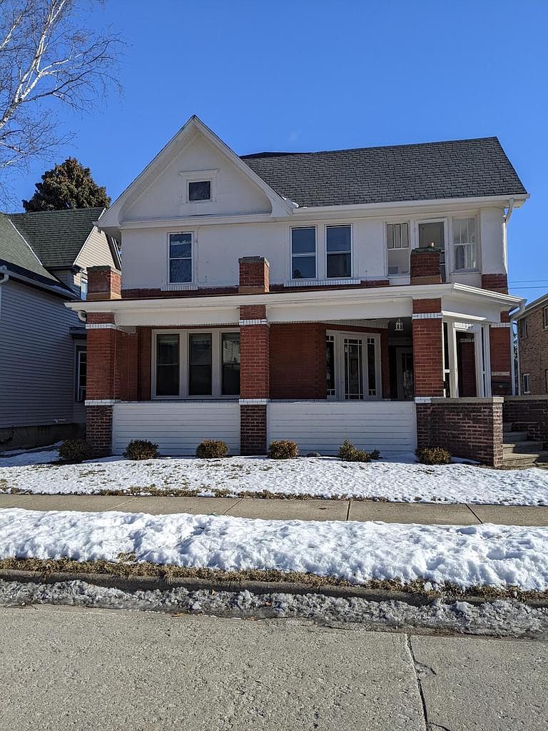 1005 Grove Ave, Racine, WI 53405 | Zillow