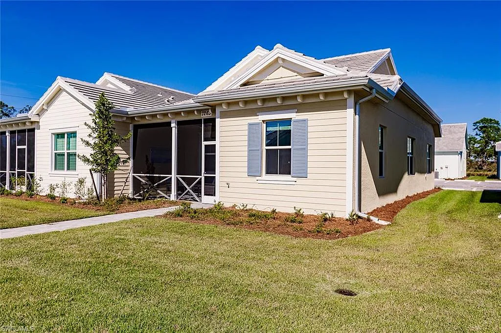 2 bed, 2.0 bath, 1321 sqft, $6,500 — Photo 4