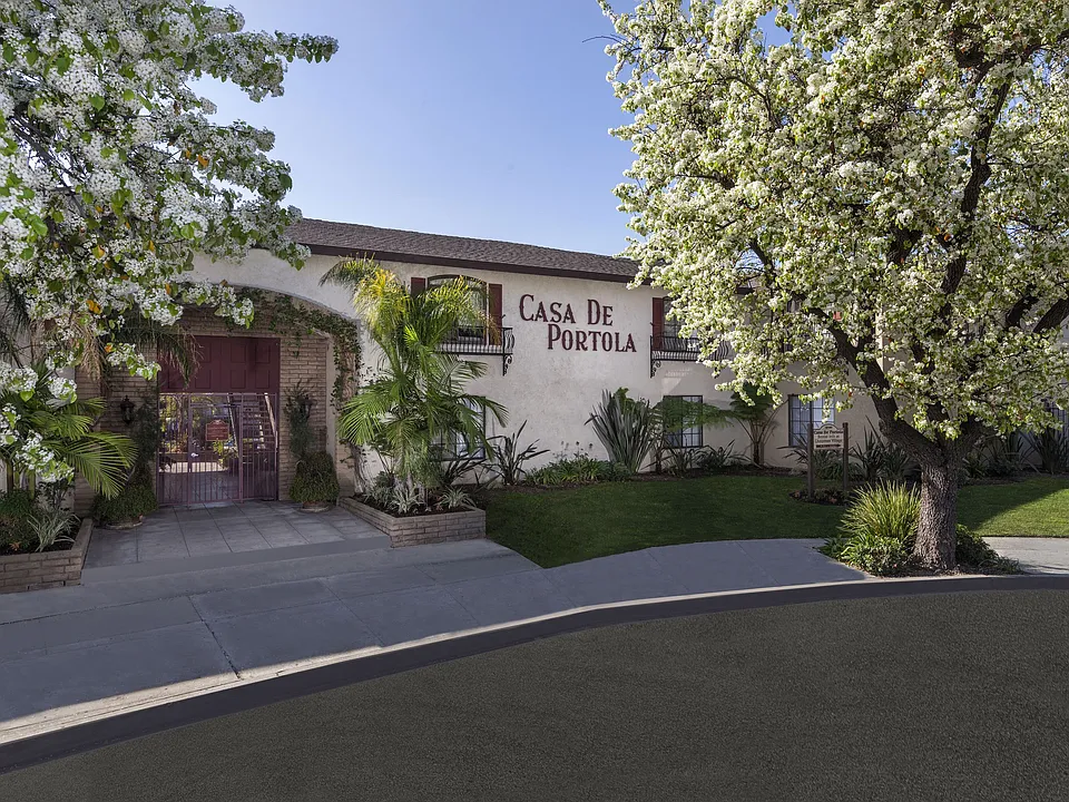 Casa De Portola Apartments