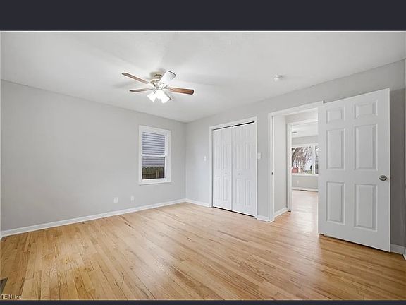 3rd image of 2508 Markham St