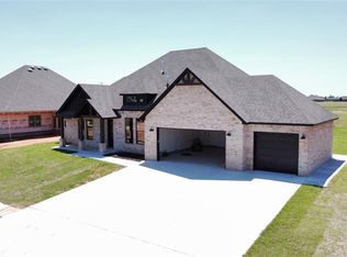 1019 Kimberlin Ln, Tuttle, OK 73089