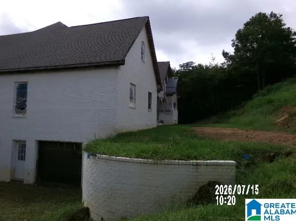 156 Jewell Cir, Bessemer, AL 35022