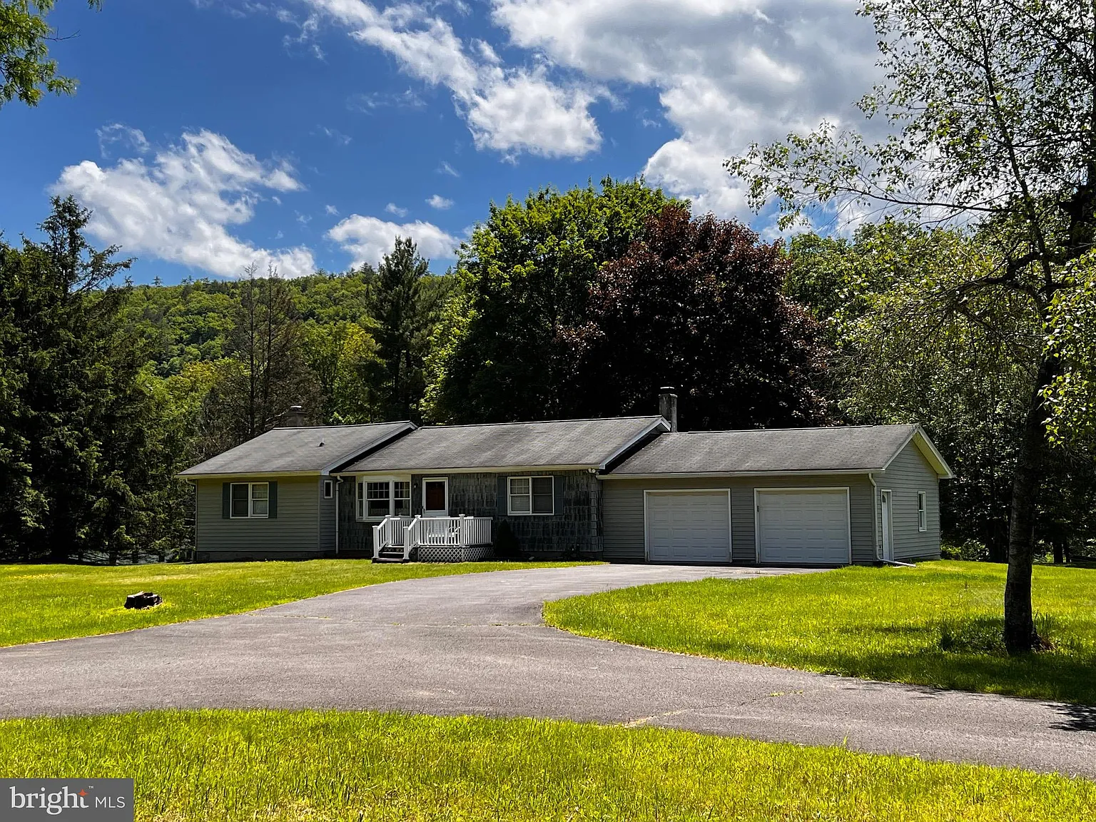 288 River Rd photo 1