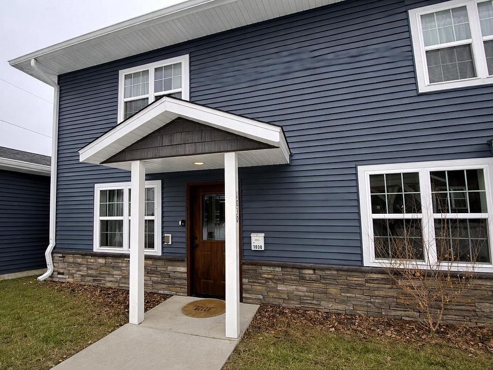 1st image of 1030 Denton STREET #4