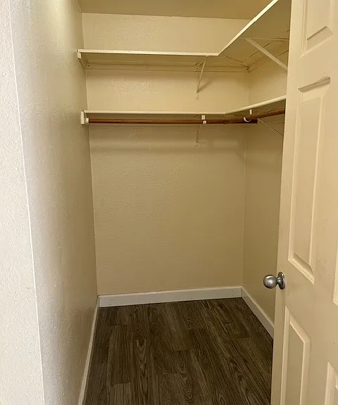 7677 Wells Ave — Photo 5