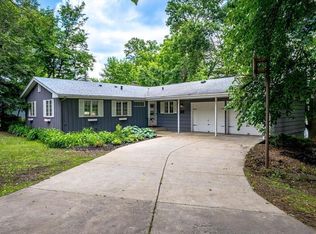 313 Maple Island Rd, Burnsville, MN 55306