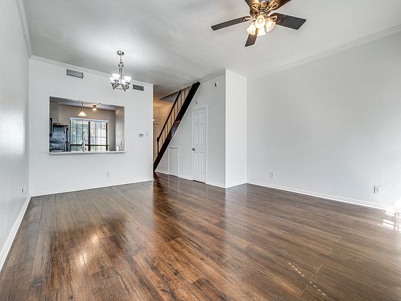 2nd image of 3904 Rawlins St APT 105