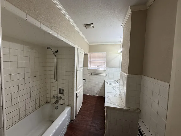 3604 24th St — Photo 9