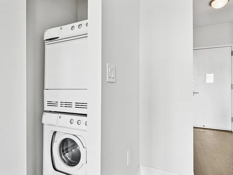125 W 31st St #45C — Photo 8