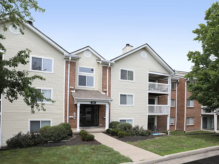 Fox Chase South — Photo 13
