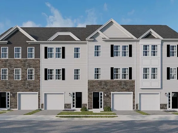 180 Mantoloking Dr, Jackson, NJ 08527
