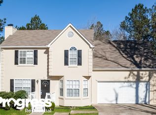 7285 Hunters Ridge Dr, Douglasville, GA 30134