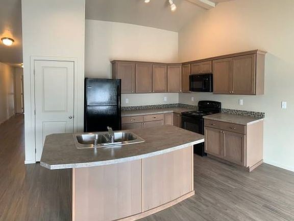4th image of 2512-14 E 53rd Ave #2514