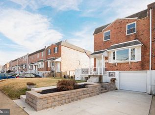 12639 Dunks Ferry Rd, Philadelphia, PA 19154