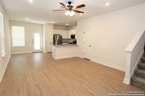 10310 Lynwood Vlg #101 Photo 1