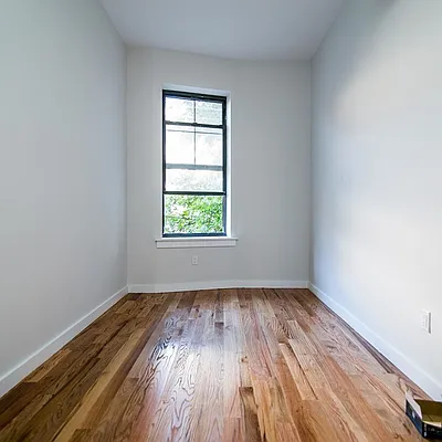 Rented by Nooklyn NYC LLC | media 45