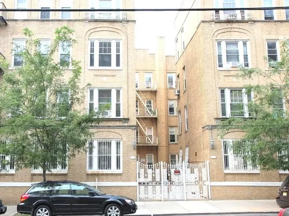 856 43rd St APT 16, Brooklyn, NY 11232