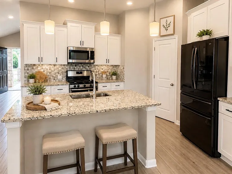 117 Woods Edge Ln — Photo 3