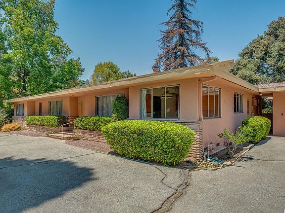3rd image of 685 Westbridge Pl
