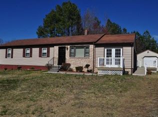 10230 Thompkins Ln, Amelia Court House, VA 23002