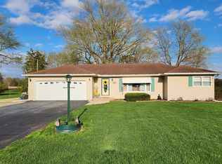 901 E Humphrey Ave, Rock Falls, IL 61071