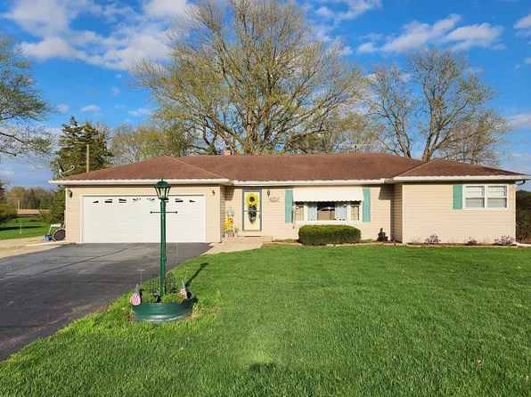 901 E Humphrey Ave, Rock Falls, IL 61071