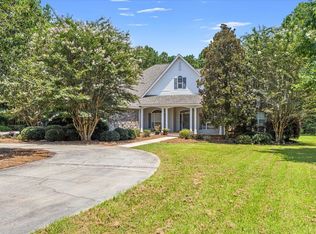 11 Auburn Ln, Hattiesburg, MS 39401