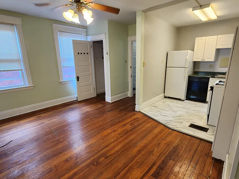 2217 Wheeler St #2 — Photo 1