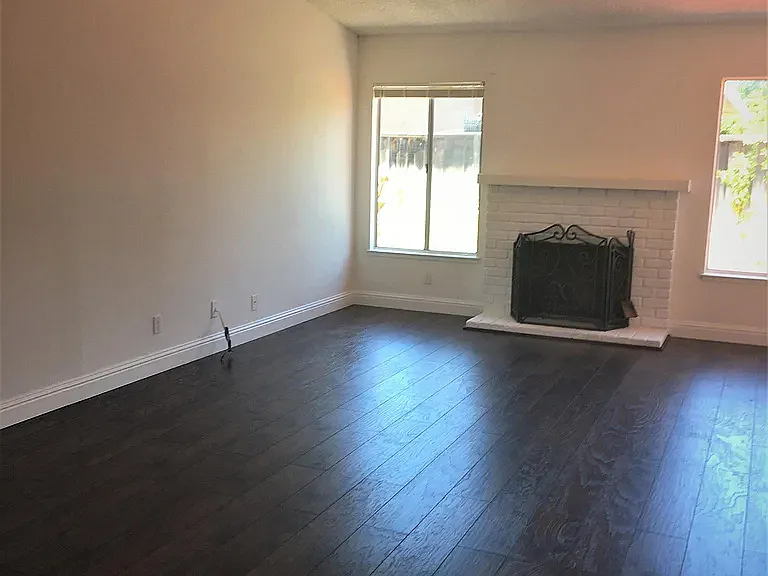 1745 Cheney Dr — Photo 3