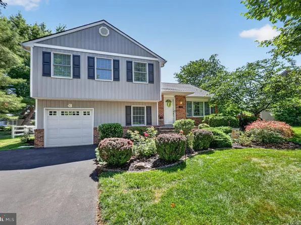 308 Hollow Branch Ln, Yardley, PA 19067