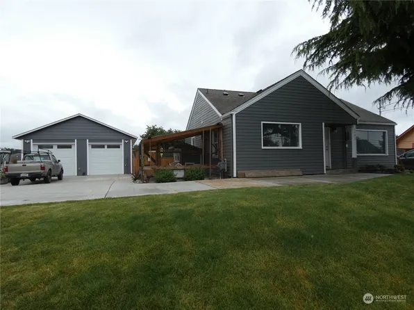 2105 12th Street, Anacortes, WA 98221