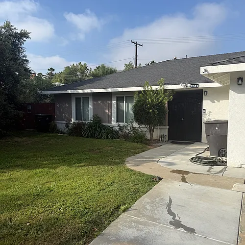 124 W Manfield St Photo 1