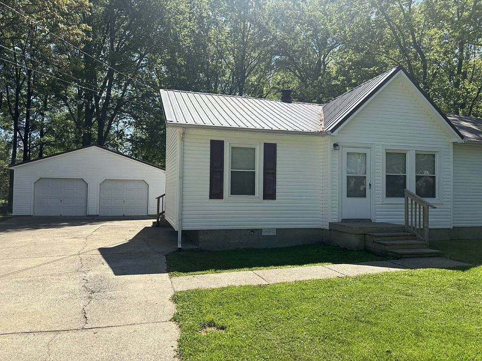 1st image of 545 Roselawn Dr
