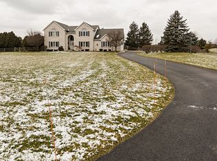 3753 Herr Rd, Sylvania, OH 43560