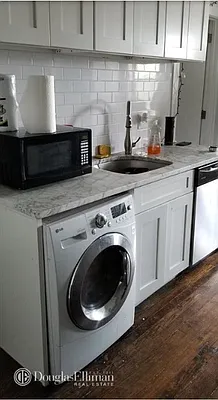 Rented by Douglas Elliman | media 19