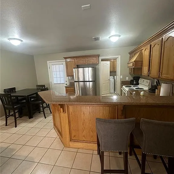 1304 W Fig Ave #2 — Photo 4