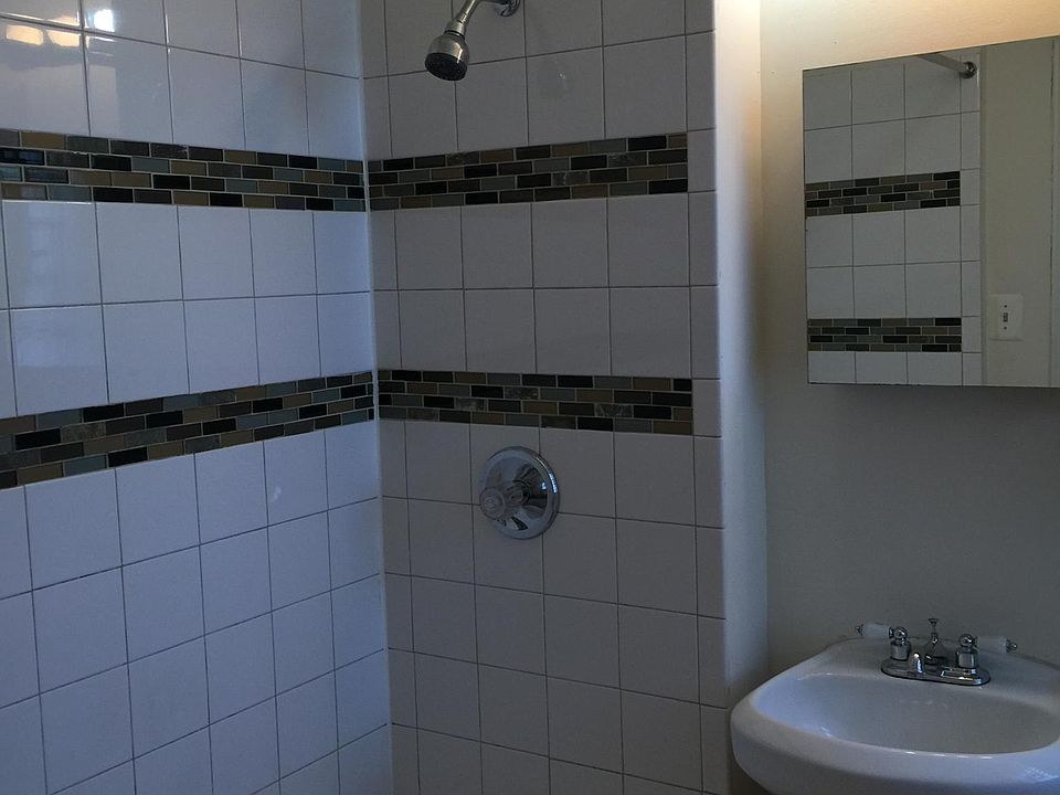 1st image of 3224 W McLean Ave #1