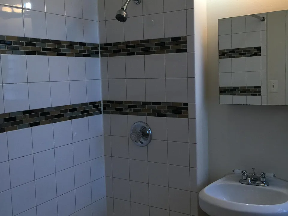 3224 W McLean Ave #1