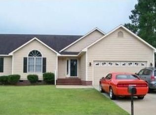 7421 Hammersley Rd, Fayetteville, NC 28306