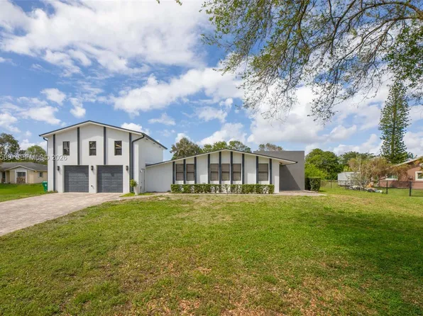 17101 SW 48th St, Southwest Ranches, FL 33331