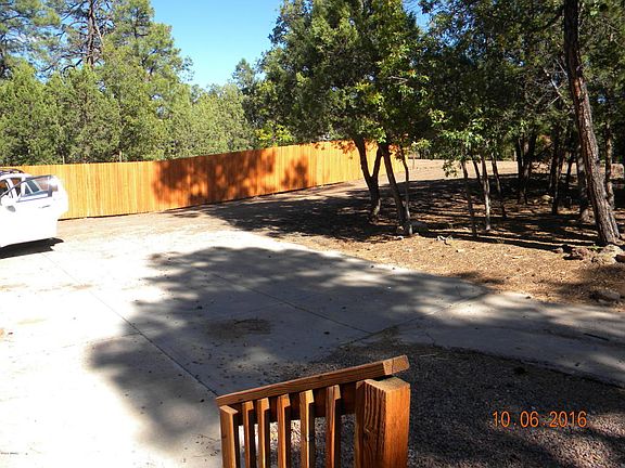 4th image of 1698 North Dr